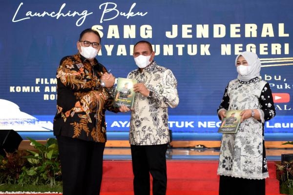 Luncurkan Buku ‘Sang Jenderal Ayah Untuk Negeri’ Edy Rahmayadi Berharap Bermanfaat Bagi Masyarakat